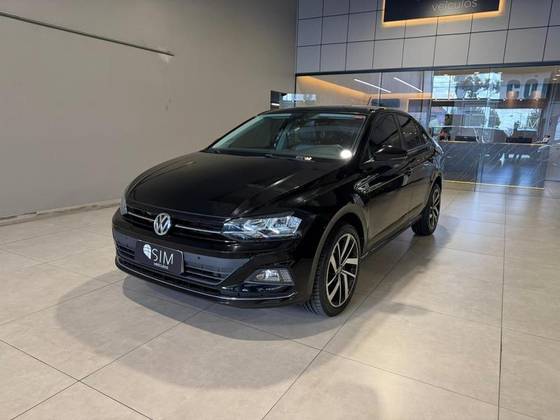 VOLKSWAGEN VIRTUS 1.0 200 TSI HIGHLINE AUTOMÁTICO